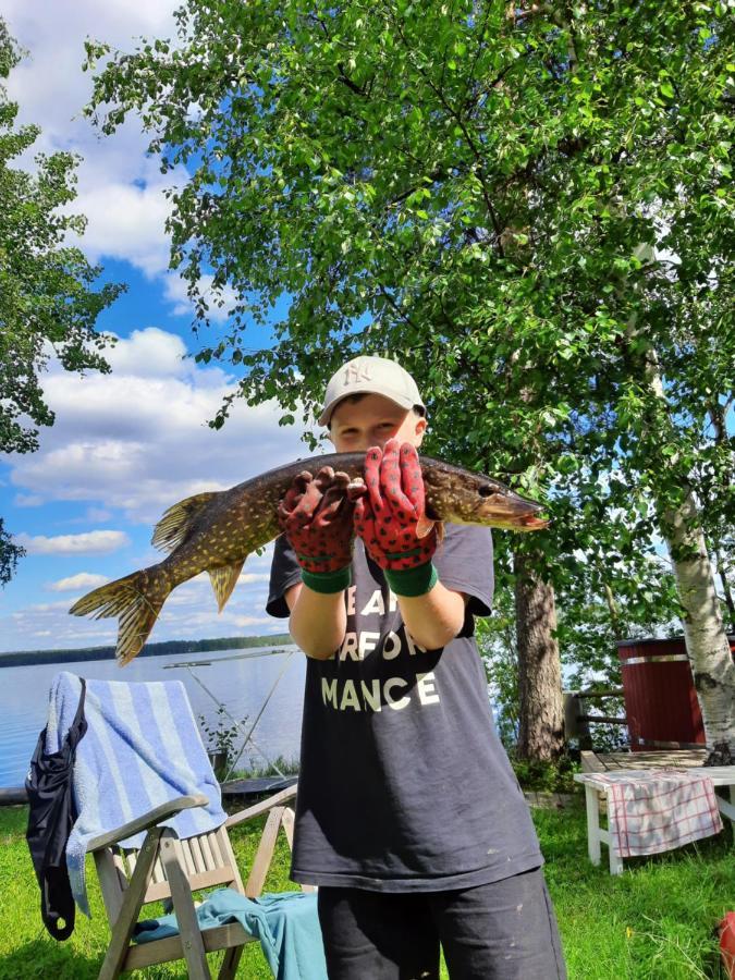 Lakeside Lodge Norvis Рованиеми Екстериор снимка