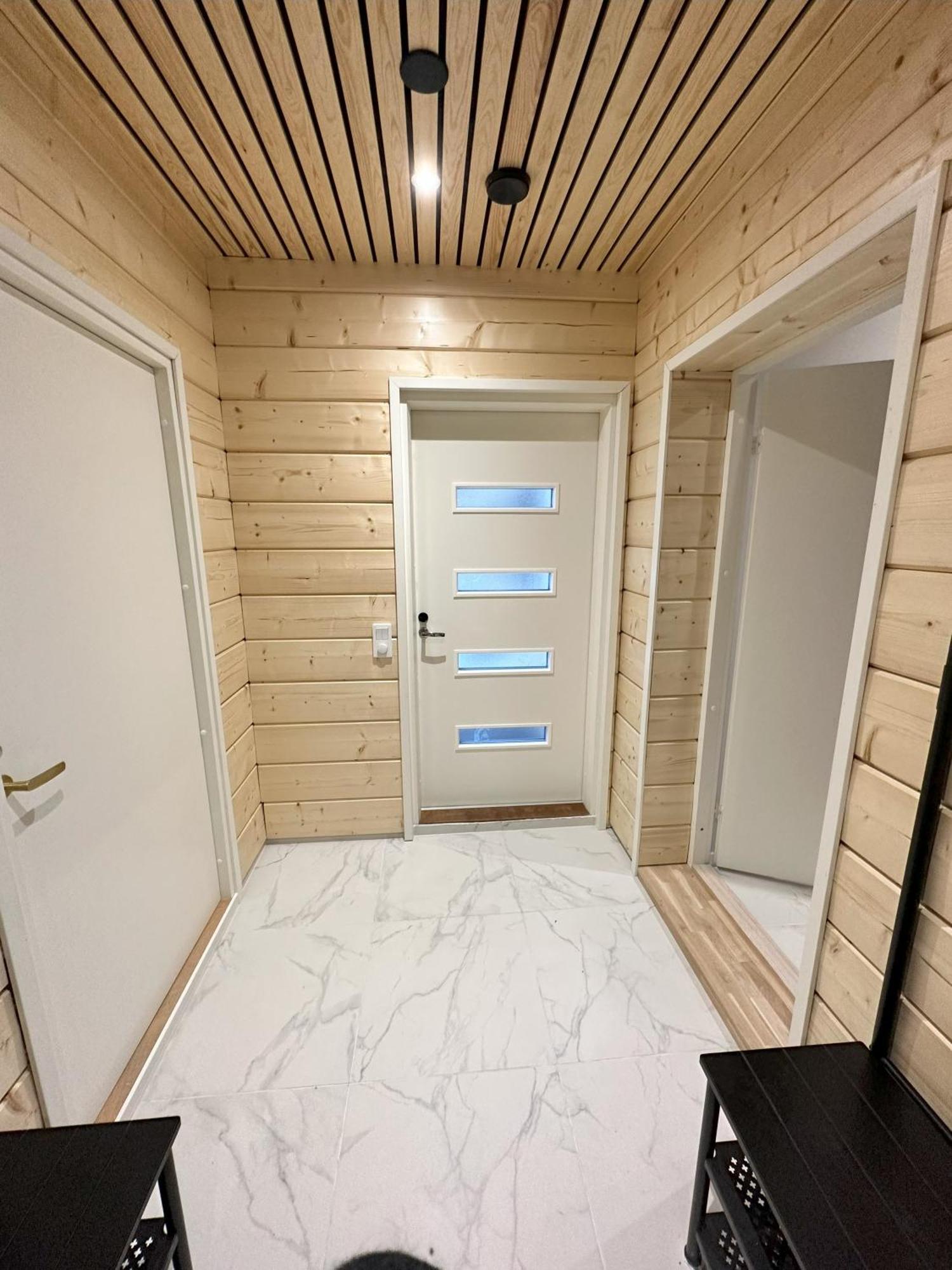 Lakeside Lodge Norvis Рованиеми Екстериор снимка